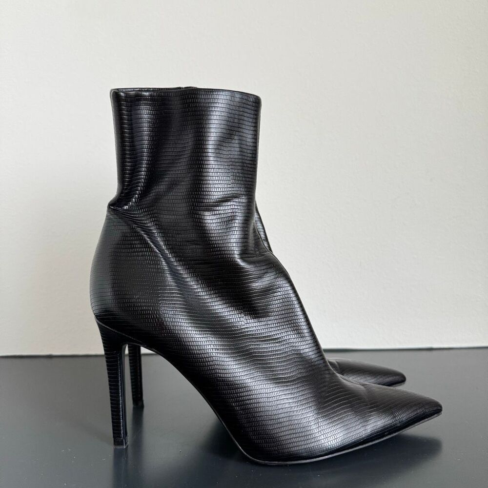 Zara Black Snake Skin 4โ Stiletto Classic Mini Boot Pointed Toe Size 41 US 10.5